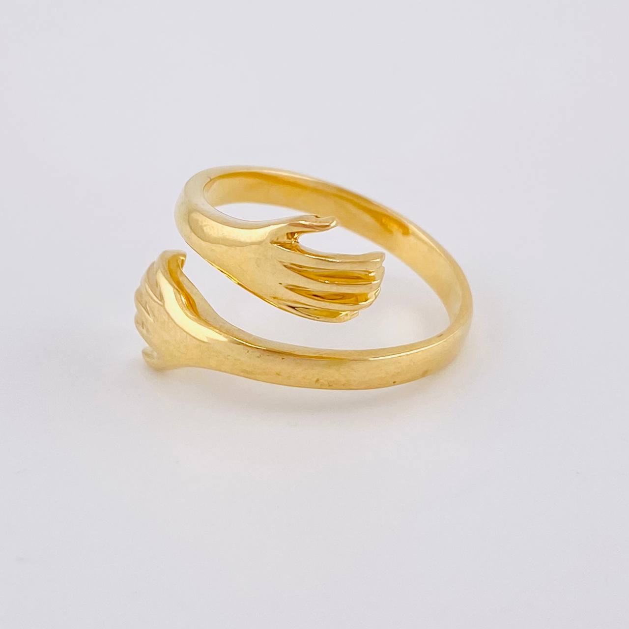 Anillo Abrazo 3.6 g / T7 Oro Amarillo 18K