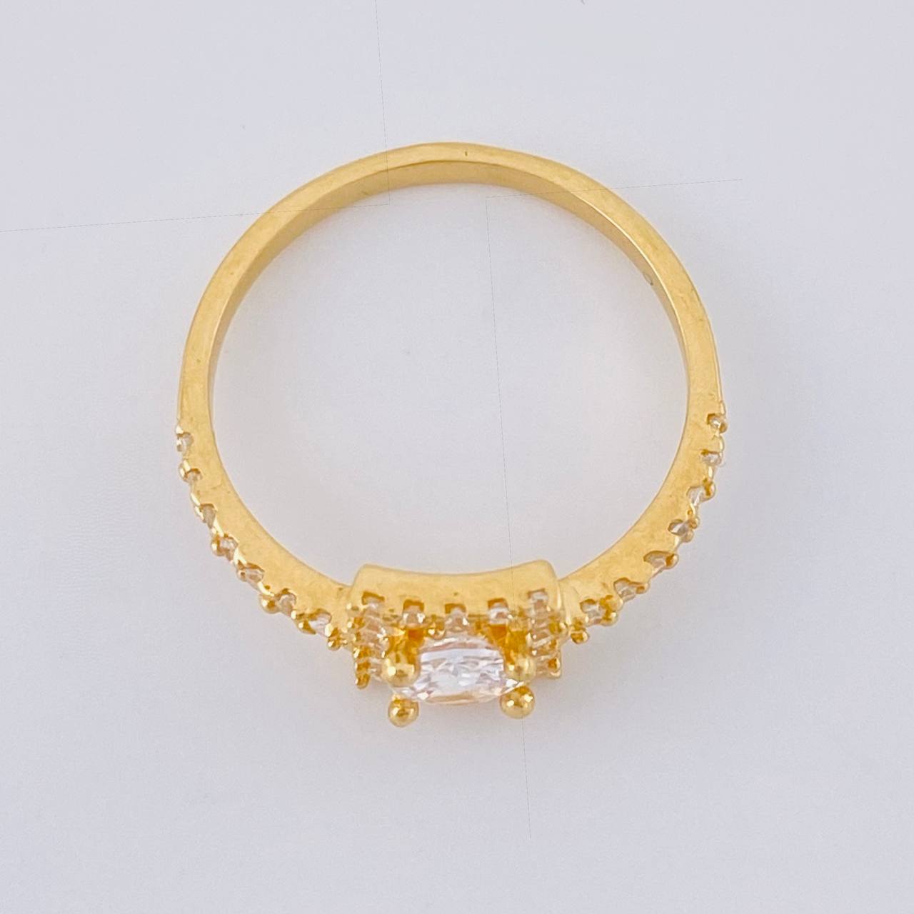 Anillo Solitario Rectangular 2.6 g / T7 1/4 Oro Amarillo 18K