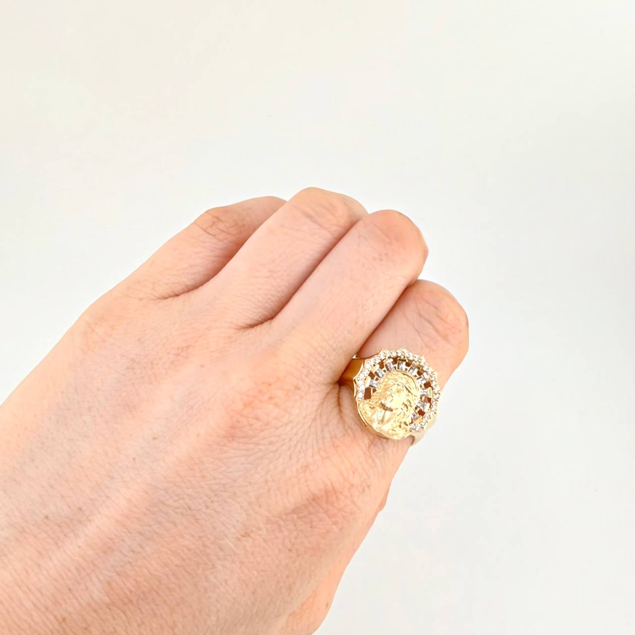 Anillo Rostro Cristo 8.05 g / T9 1/4 Oro Amarillo 18K