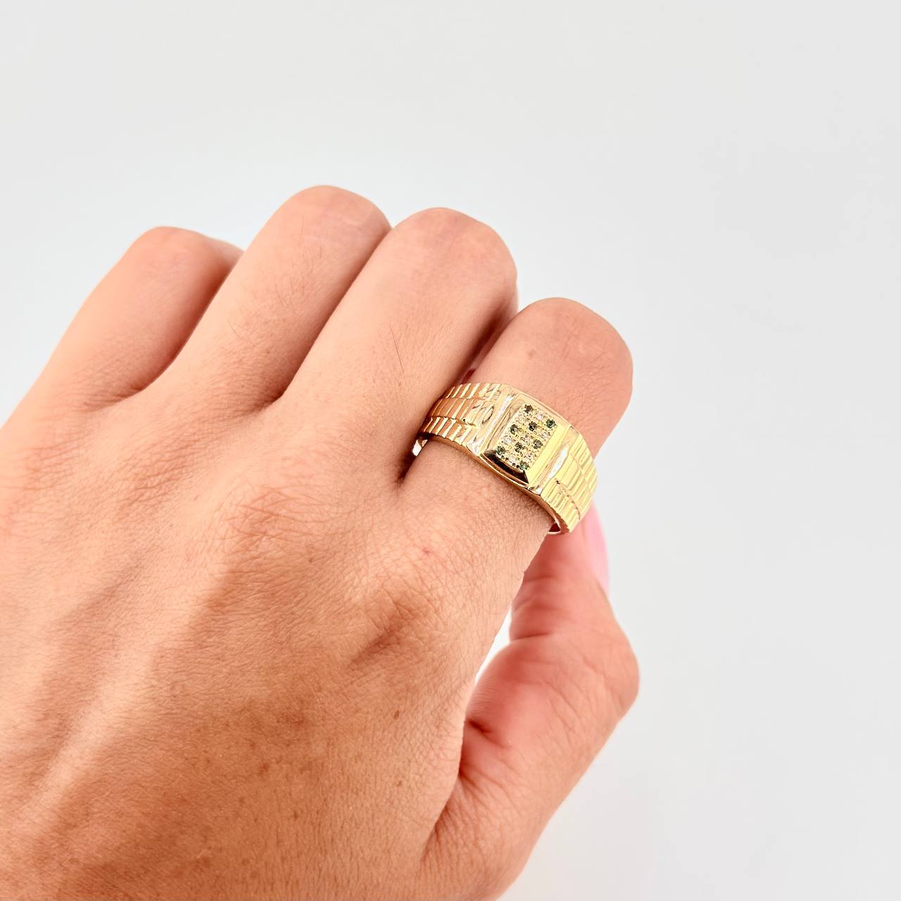 Anillo Sello Rectangular 5 g / T11 Oro Amarillo 18K