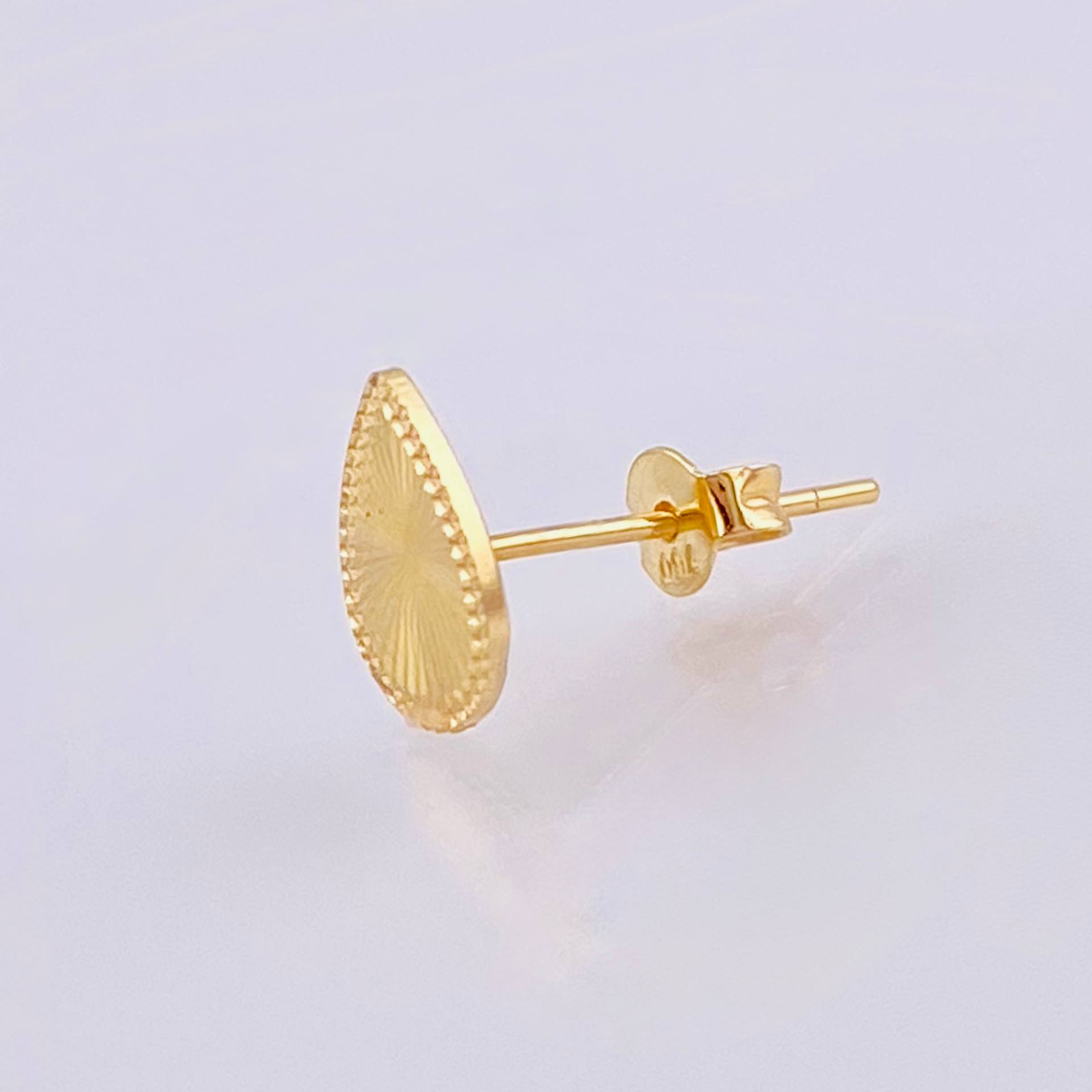 Piercing Gota Diamantada 0.45gr / 7.95mm Oro Amarillo 18K