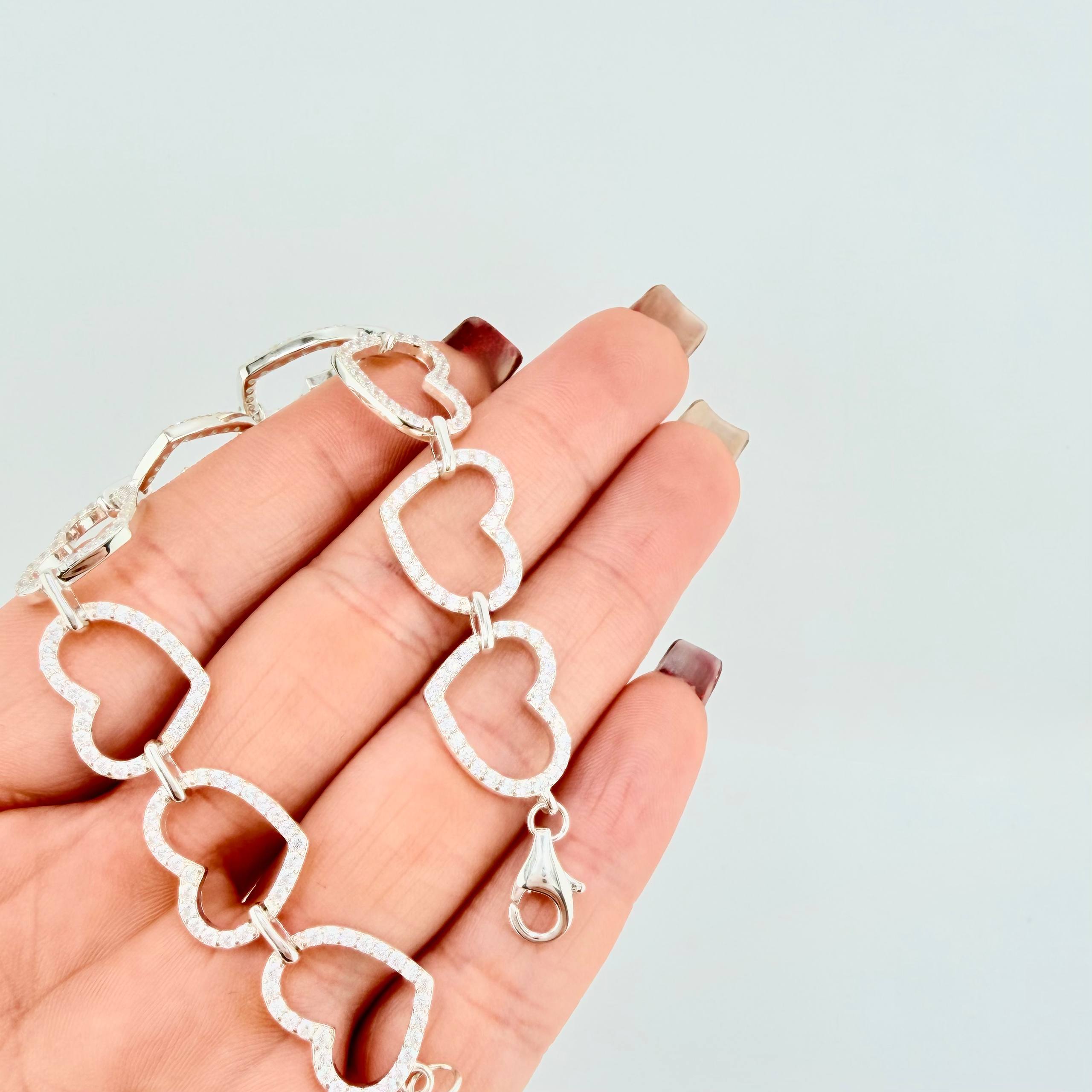 Pulso Corazones Continuos 11.75gr / 18.5cm / Plata 925