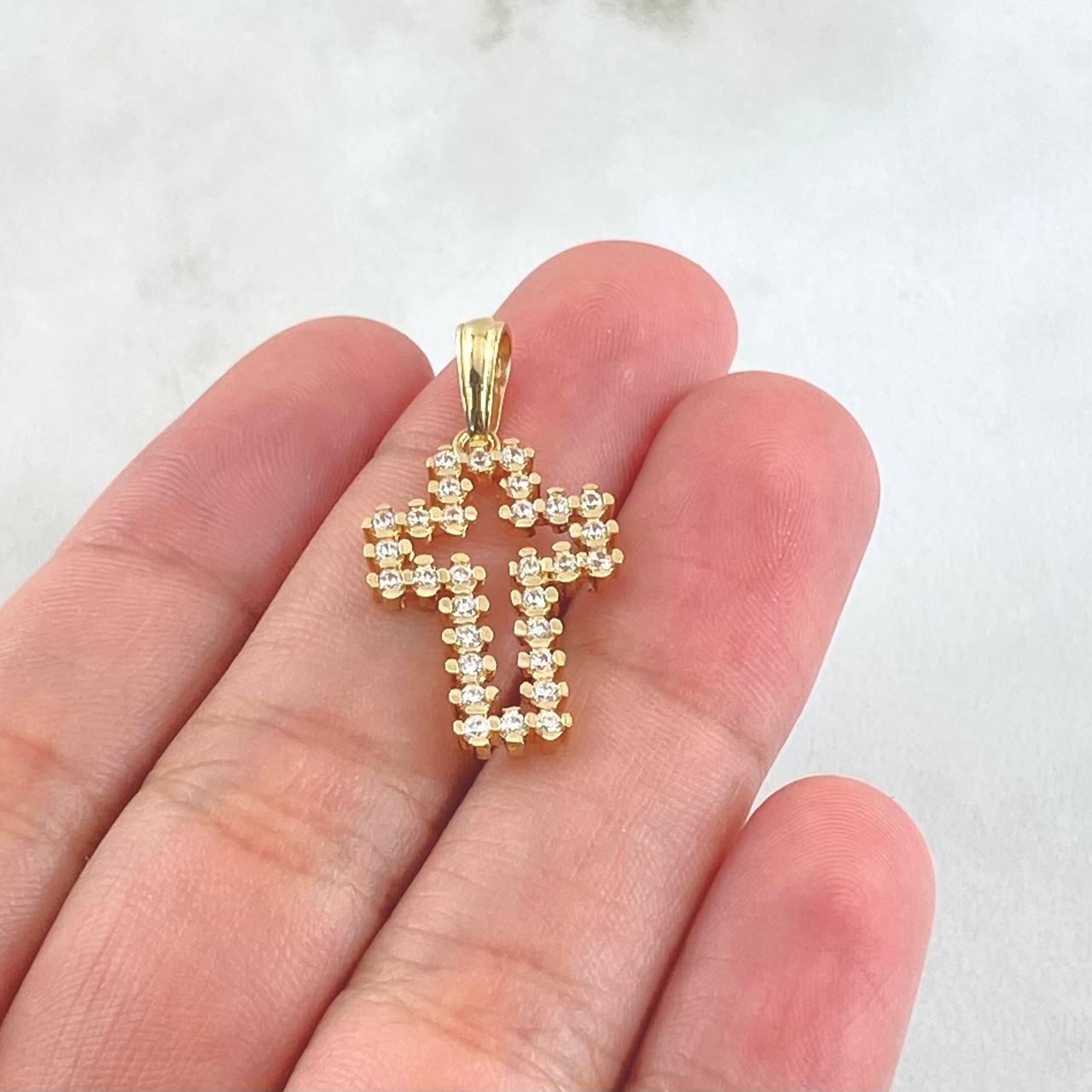 Dije Cruz Silueta 2.35gr / 3cm / Oro 18K
