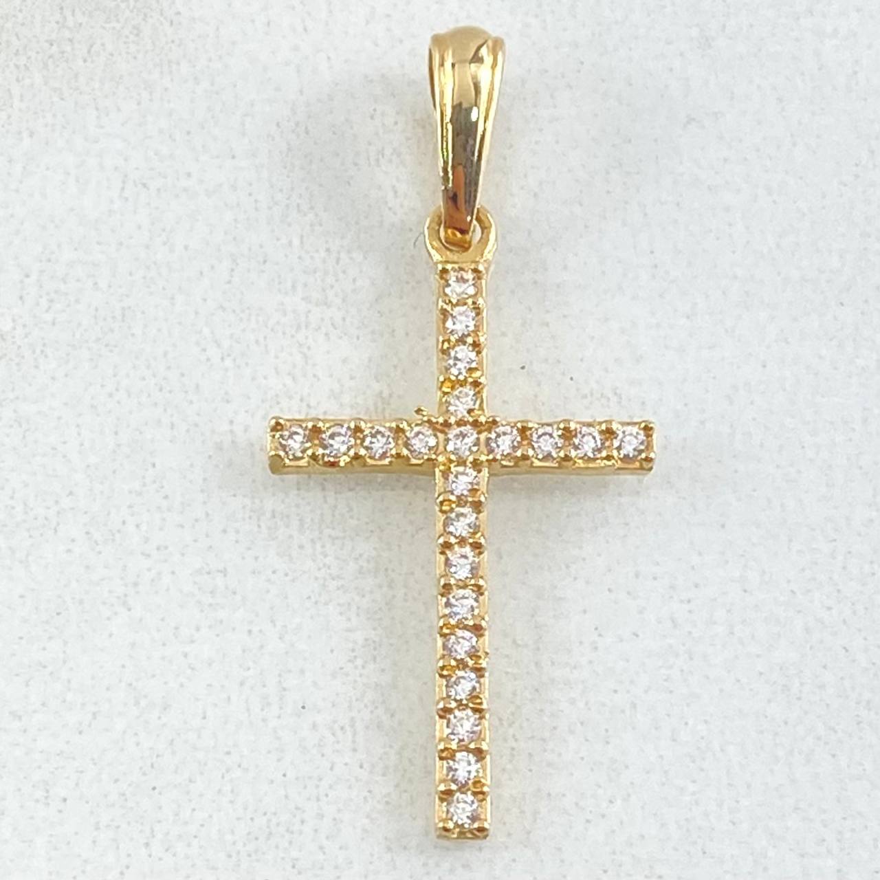 Dije Cruz 1.35gr / 3cm / Oro 18K ©