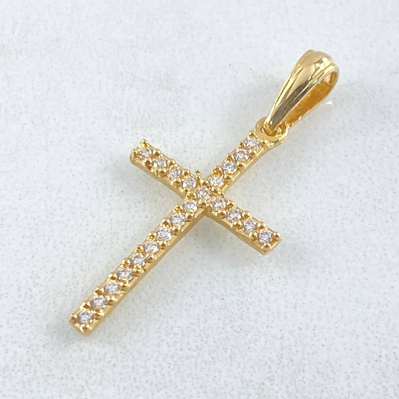 Dije Cruz 1.35gr / 3cm / Oro 18K ©