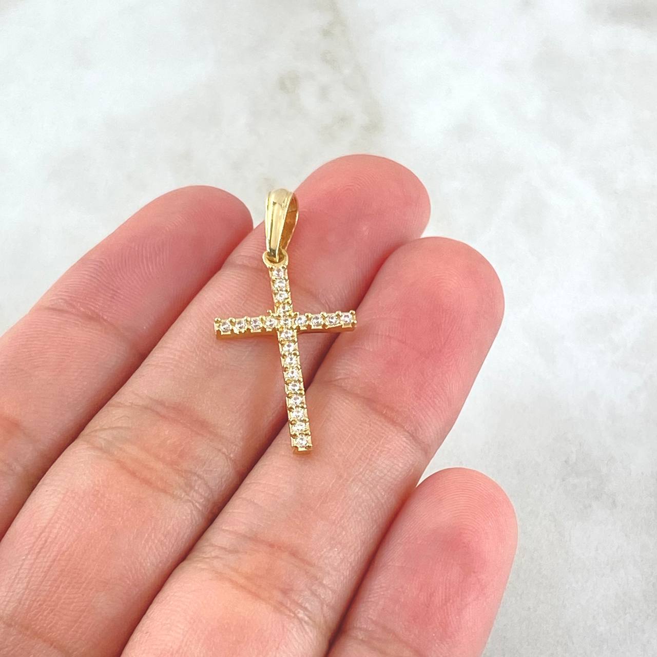 Dije Cruz Tupida 1.3gr / 3.2cm / Oro 18K