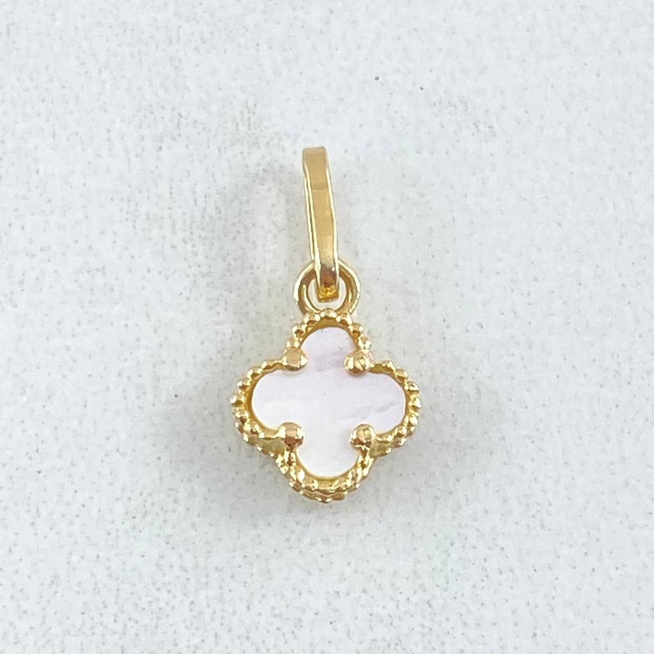 Dije Trebol 0.55gr / 1.5cm / Oro 18K