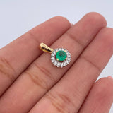 Dije Halo 1.15gr / 1.6cm / Esmeralda 29 Pts Diamantes 13 Pts Dos Oros Amarillo Blanco 18K (Joya) &