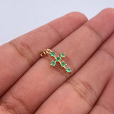 Dije Cruz 0.6gr / 1.8cm / Esmeraldas 22 Pts Oro Amarillo 18K (Joya) &