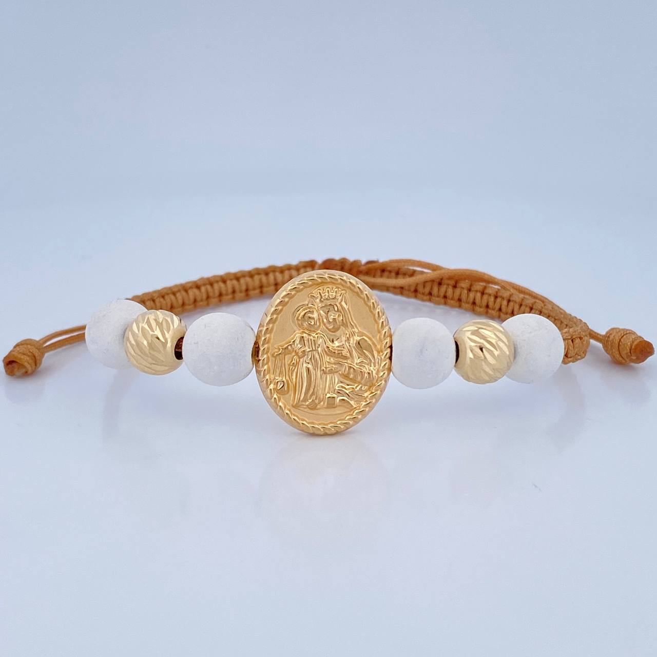 Pulsera Tejida Beige Virgen Del Carmen 1.95gr / Oro 18K $