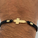 Pulsera Tejida Negra Cruz Cristo 1.1gr / Oro 18K $