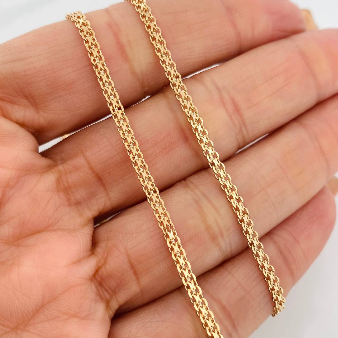 Cadena China 6.6g / 50cm / 2.4mm Oro Amarillo 18K