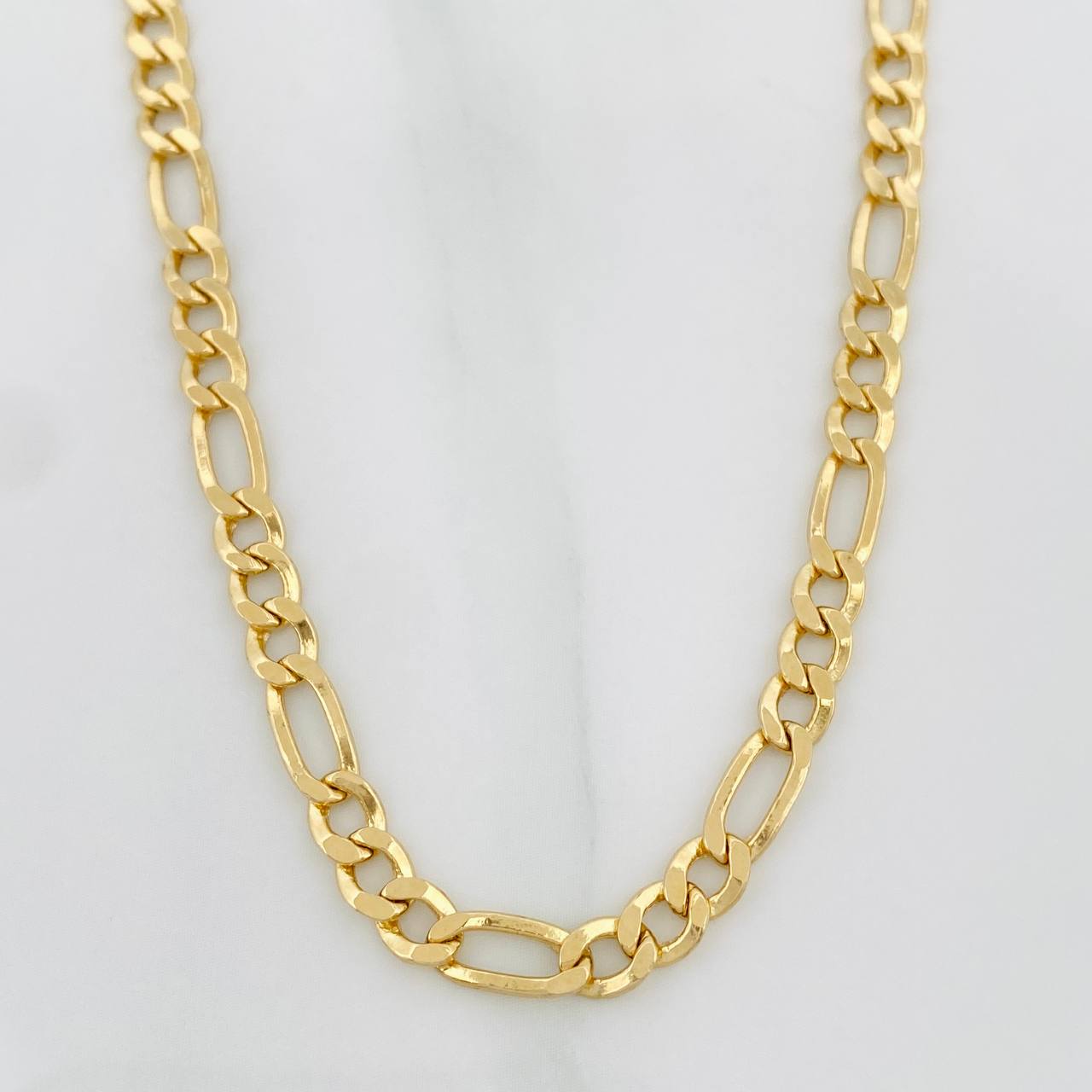 Cadena Fígaro 9g / 60cm / 4.1mm Oro Amarillo 18K