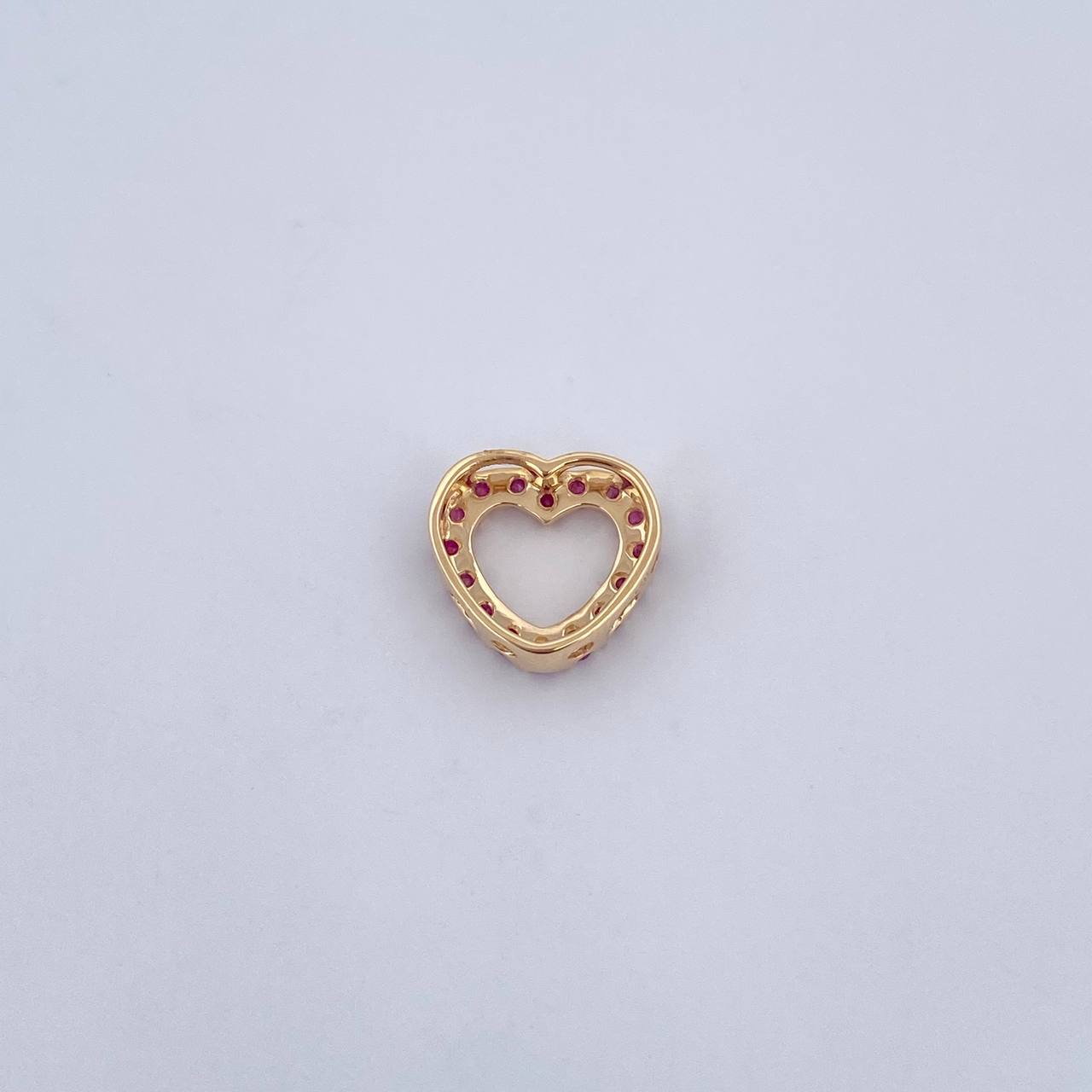 Dije Silueta Corazon 0.95gr / 1cm / Rubíes 39 Pts Oro Amarillo 18K (Joya) &