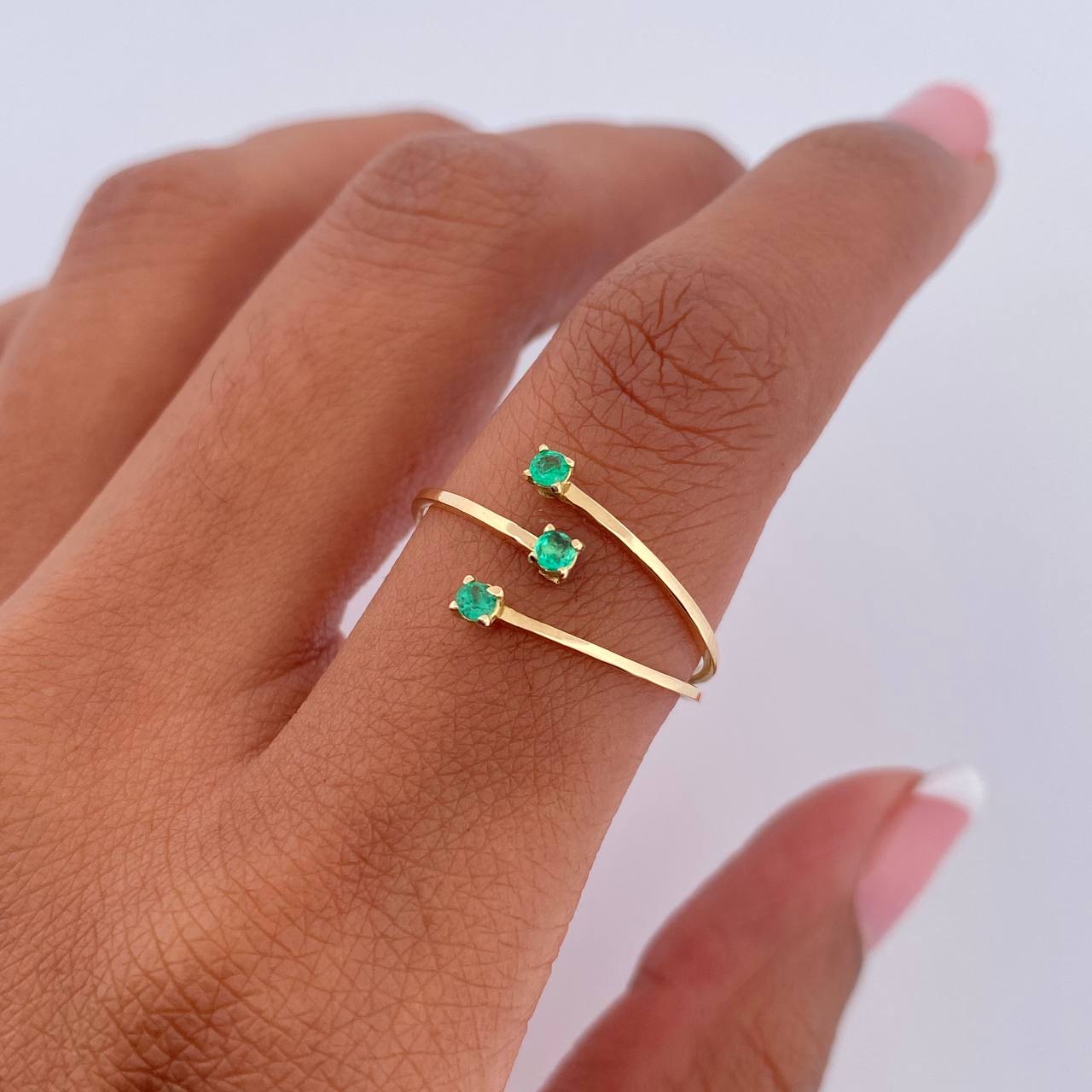 Anillo Lineas 1gr / T9 1/4 / Esmeraldas 6 Pts Oro Amarillo 18K (Joya) &
