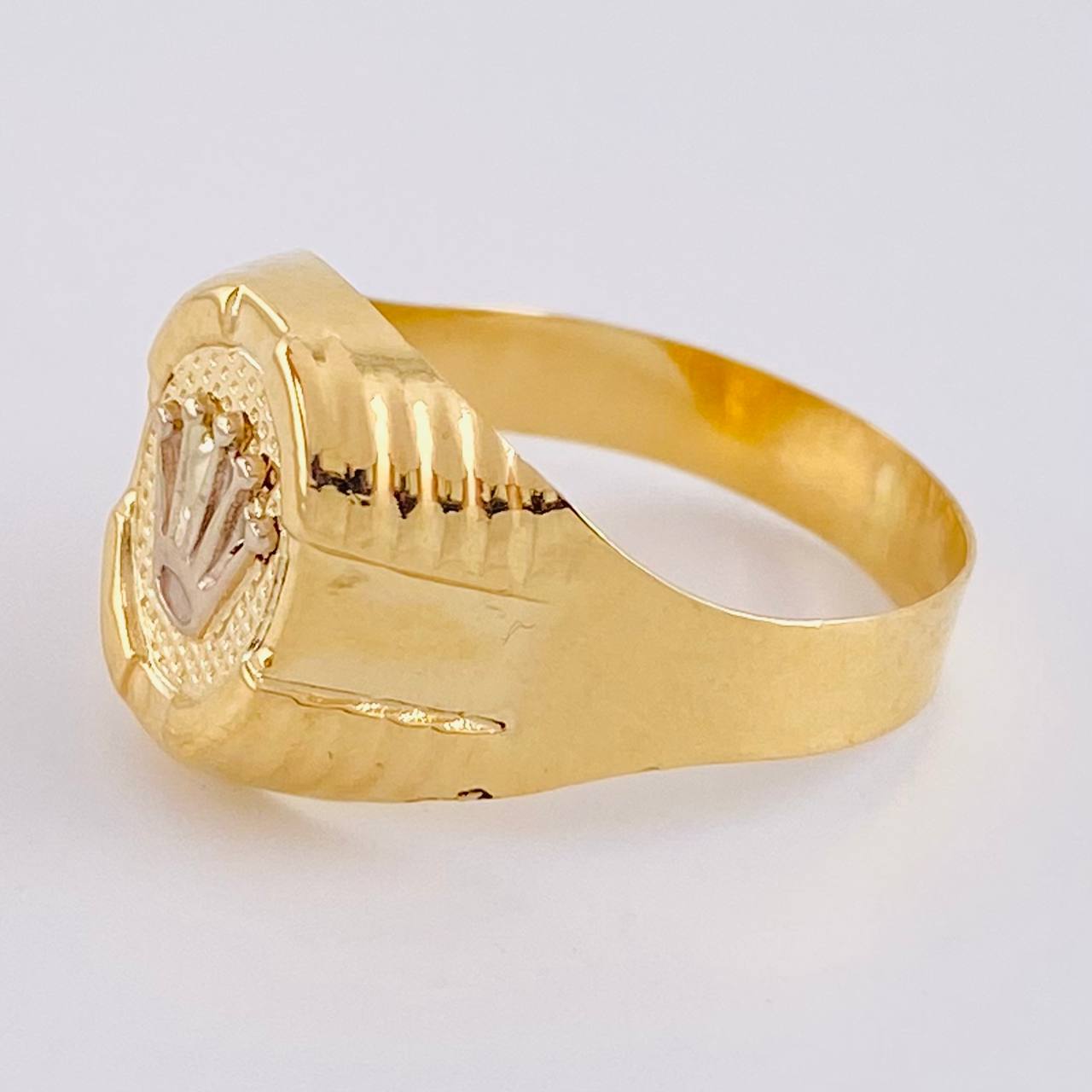 Anillo Sello Corona Ovalado Con Marco 3.7 g / T11 1/2 Dos Oros Amarillo Blanco 18K