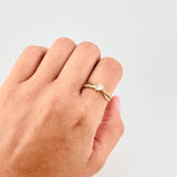 Anillo Solitario Entrelazado 2.55 g / T7 Oro Amarillo 18K