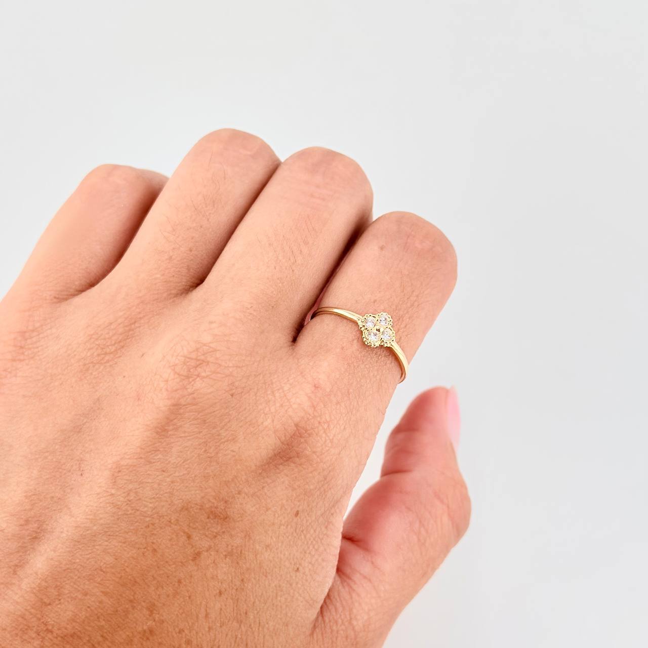 Anillo 15'S Corona 1.8 g / T8 Oro Amarillo 18K
