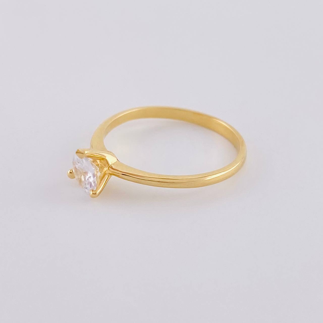 Anillo Dorotea 1.7 g / T6 Oro Amarillo 18K