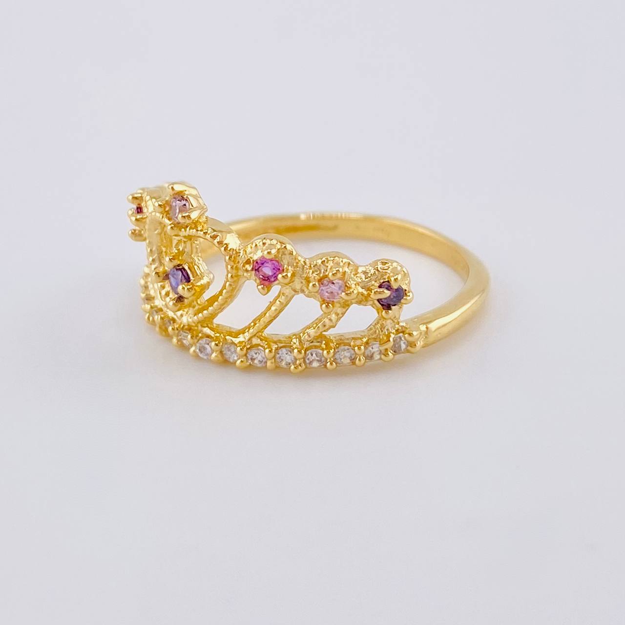 Anillo Corazon Corona 3.55 g / T7 1/2 Oro Amarillo 18K