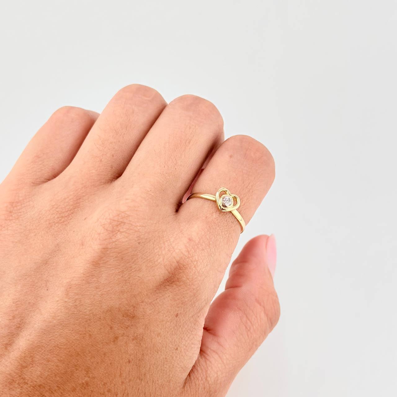 Anillo Corazon Vacio 1.45 g / T6 3/4 Oro Amarillo 18K