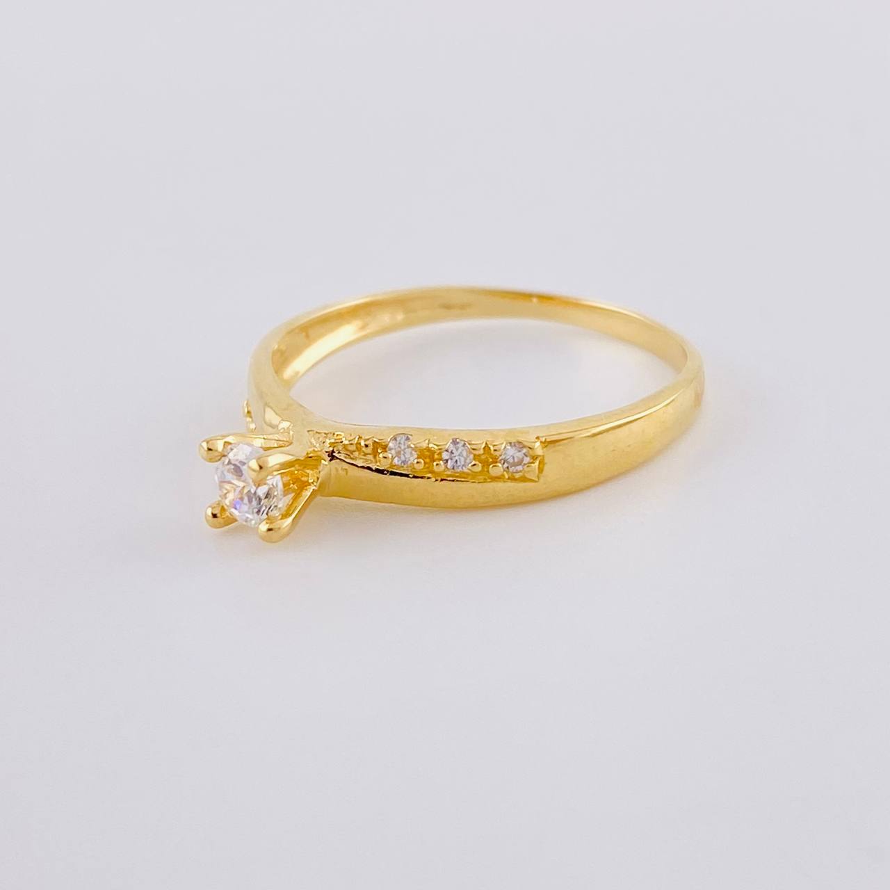 Anillo Solitario Doble Carril 1.8 g / T7 1/2 Oro Amarillo 18K