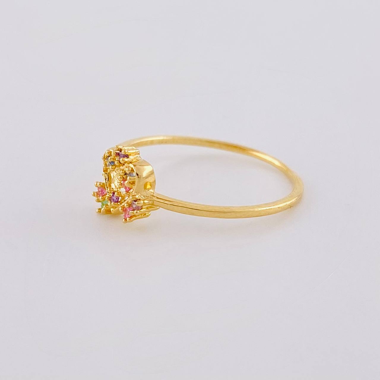 Anillo Destellos Corazón 0.95 g / T5 Oro Amarillo 18K