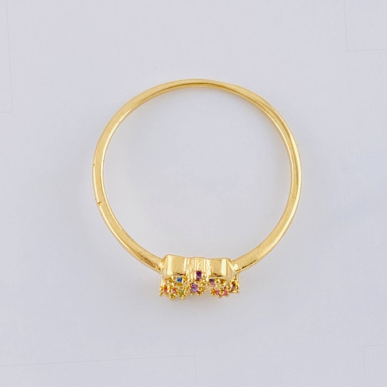 Anillo Destellos Corazón 0.95 g / T5 Oro Amarillo 18K