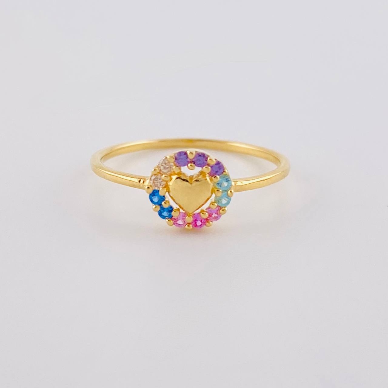 Anillo Circulo Corazón 0.95 g / T4 1/4 Oro Amarillo 18K