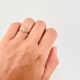 Anillo Circulo Corazón 0.95 g / T4 1/4 Oro Amarillo 18K