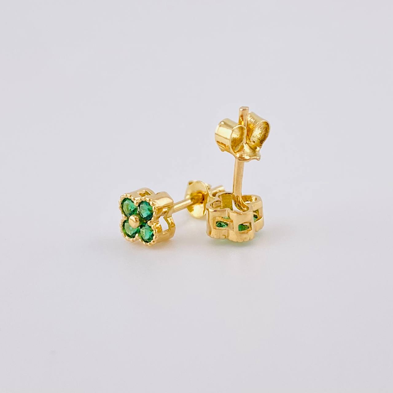 Topos Trebol 1.25g / 5mm Oro Amarillo 18K