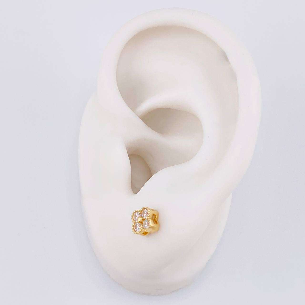 Topos Trebol 1.3g / 5mm Oro Amarillo 18K