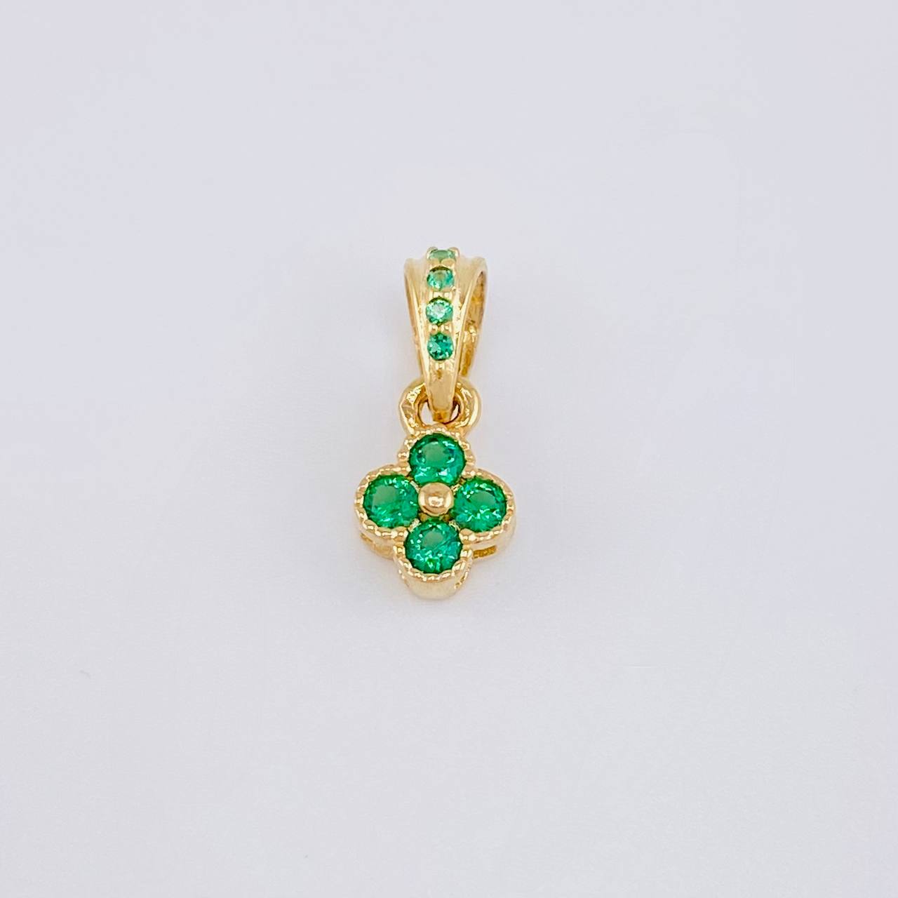 Dije Trebol 0.65g / 1.3cm Oro Amarillo 18K