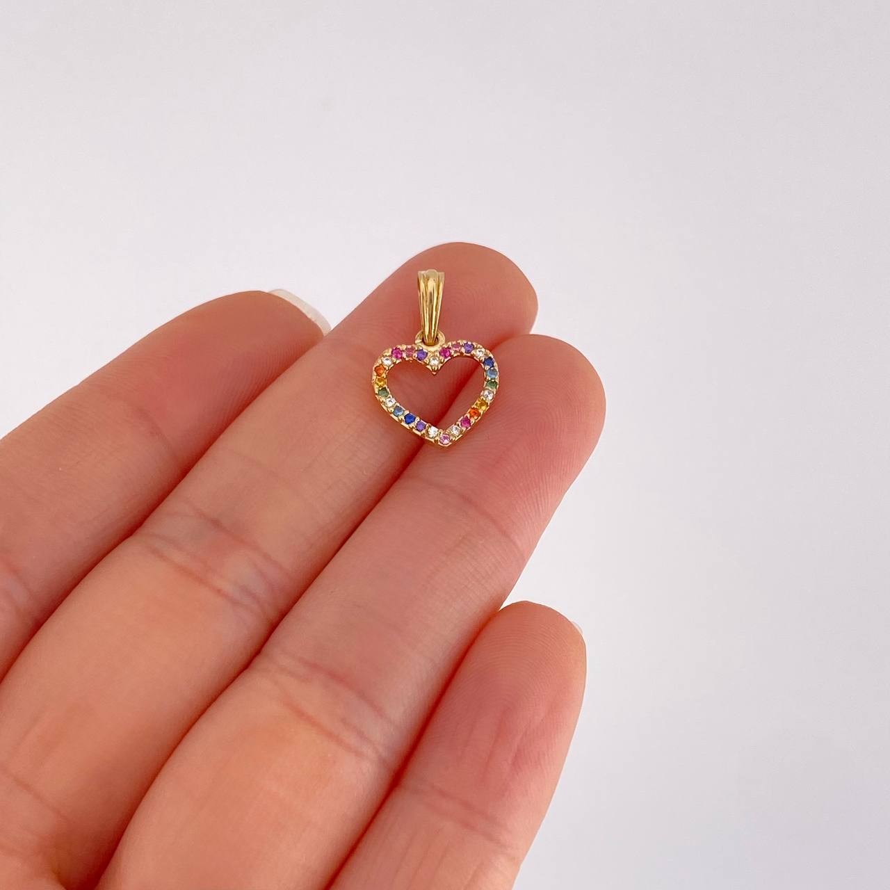 Dije Silueta Corazón 0.85g / 1.8cm Oro Amarillo 18K