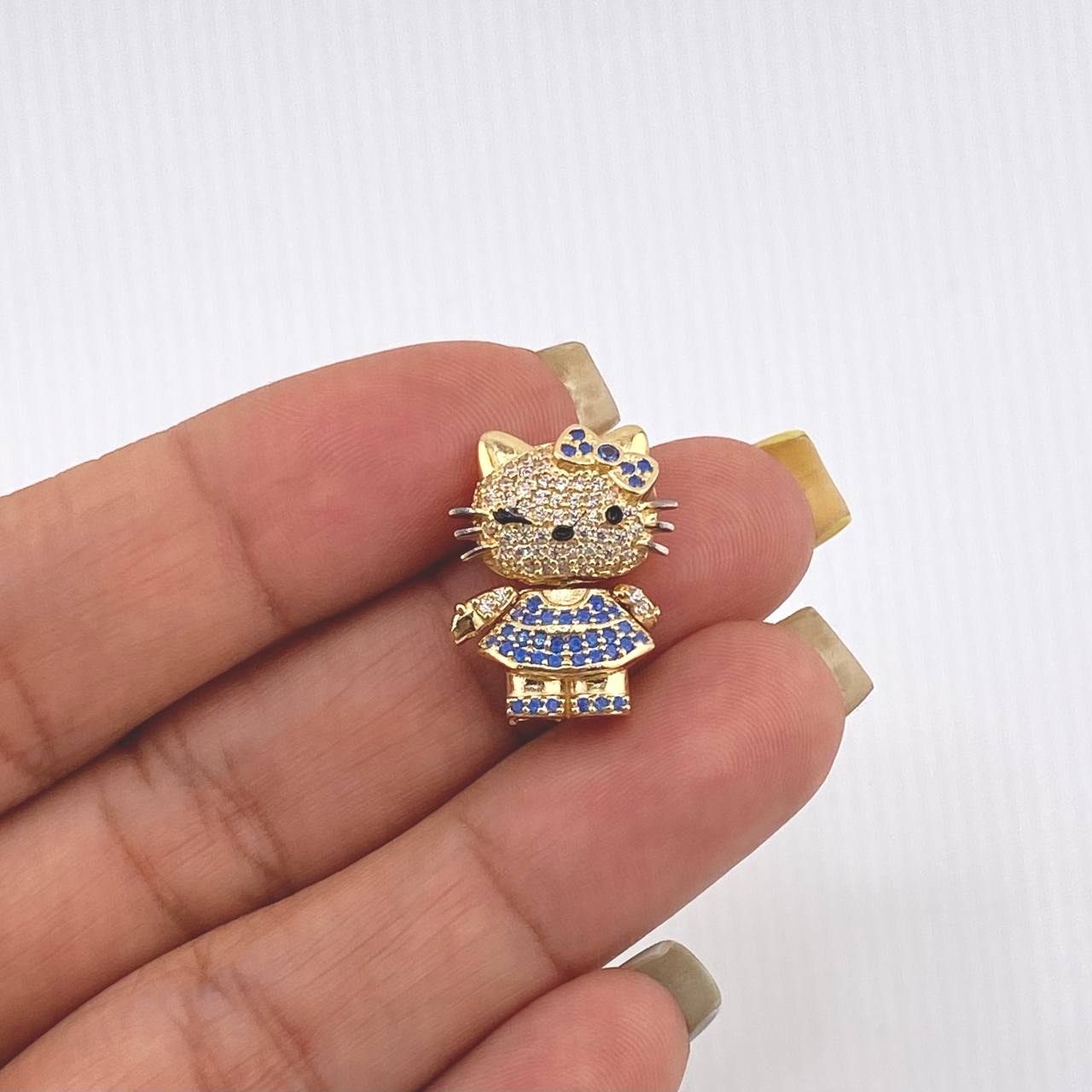 Dije Gata 4.95gr / 2cm / Oro Amarillo 18K *