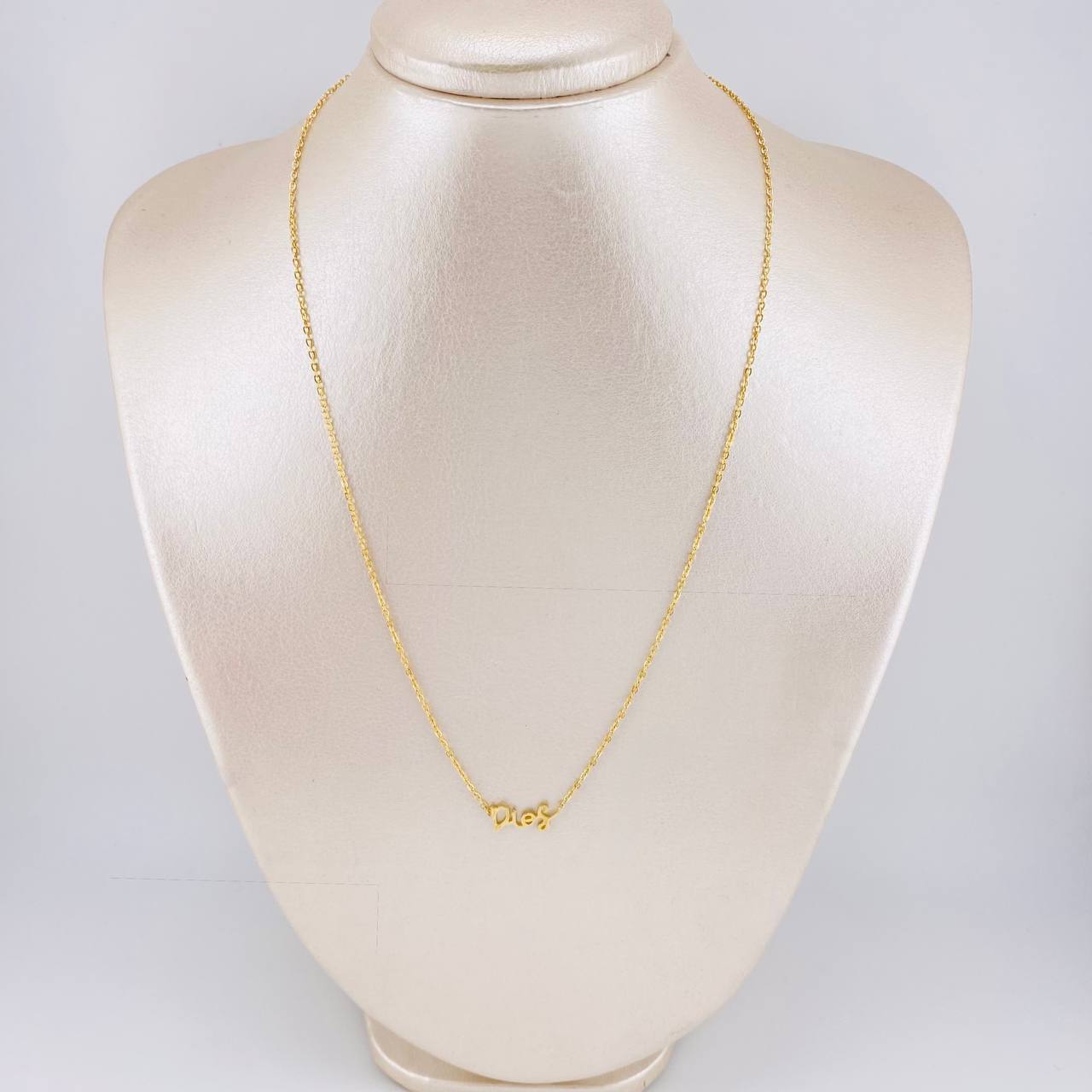 Cadena Aro Seguido Dios 2.5 g / 46.9 cm / 1.3 mm Oro Amarillo 18K