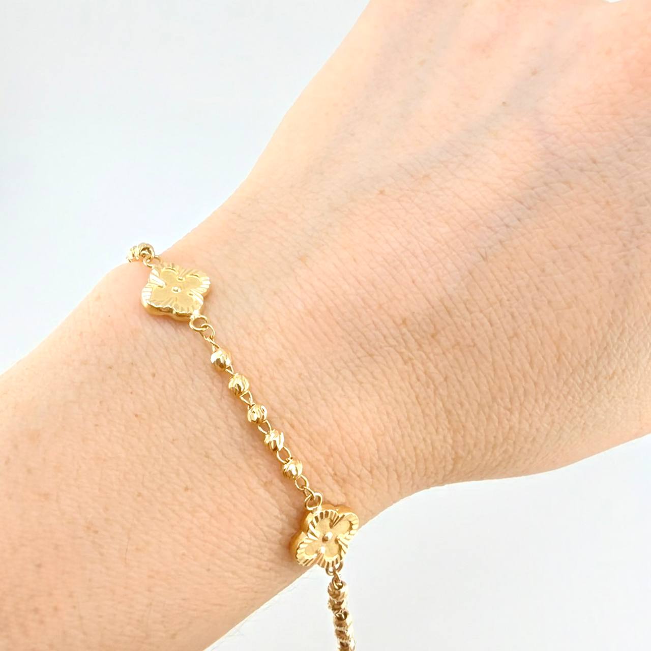 Pulso Militar Trebol Doble Faz 4.3 g / 19.2 cm / 3 mm Oro Amarillo 18K