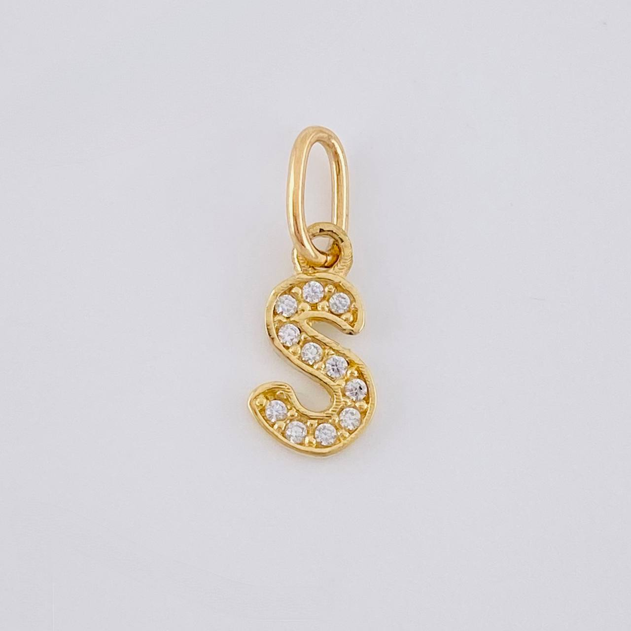 Dije Letra S Cursiva 0.55 g / 2.5 cm Oro Amarillo 18K
