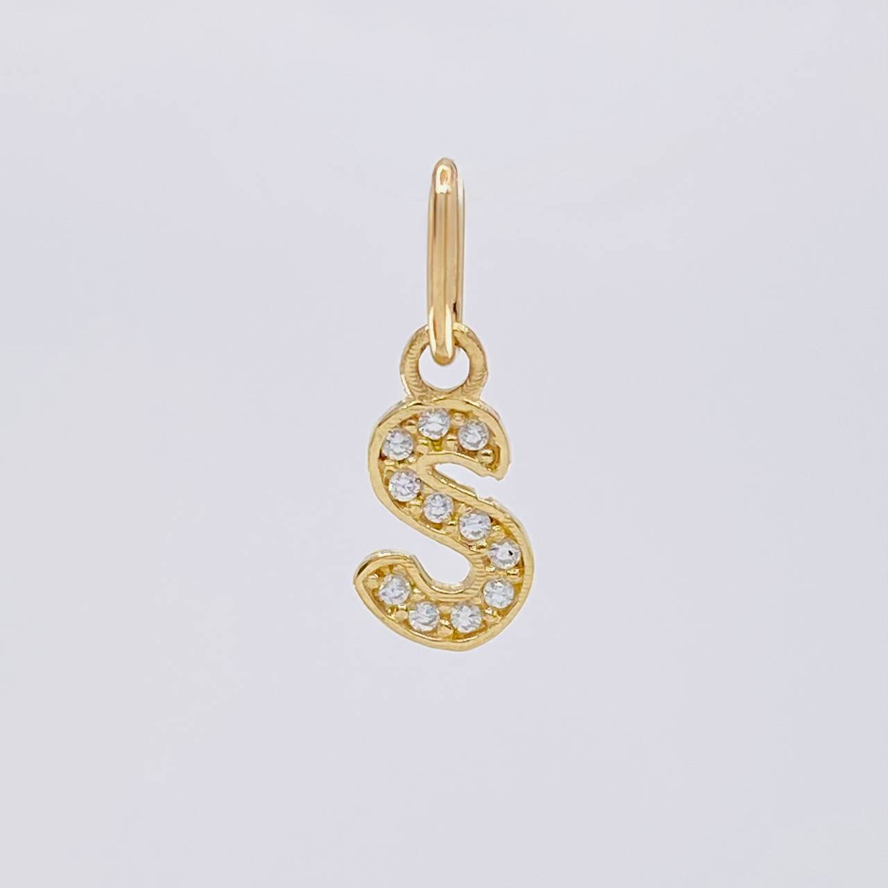 Dije Letra S Cursiva 0.55 g / 2.5 cm Oro Amarillo 18K