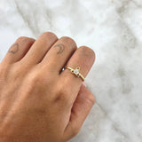 Anillo Flor Trillium 1.5gr / T7 / Circones Blancos Oro Amarillo 18K *