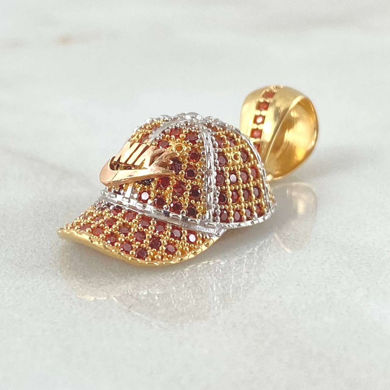 Dije Gorra Chulo 4.75gr / 3cm / Oro 18K ©