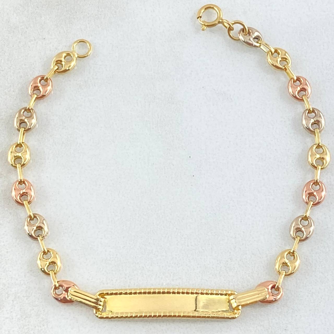 Pulso Bebé GC Placa Rectangular Punteada 1.75gr / 14cm / Oro 18K ©