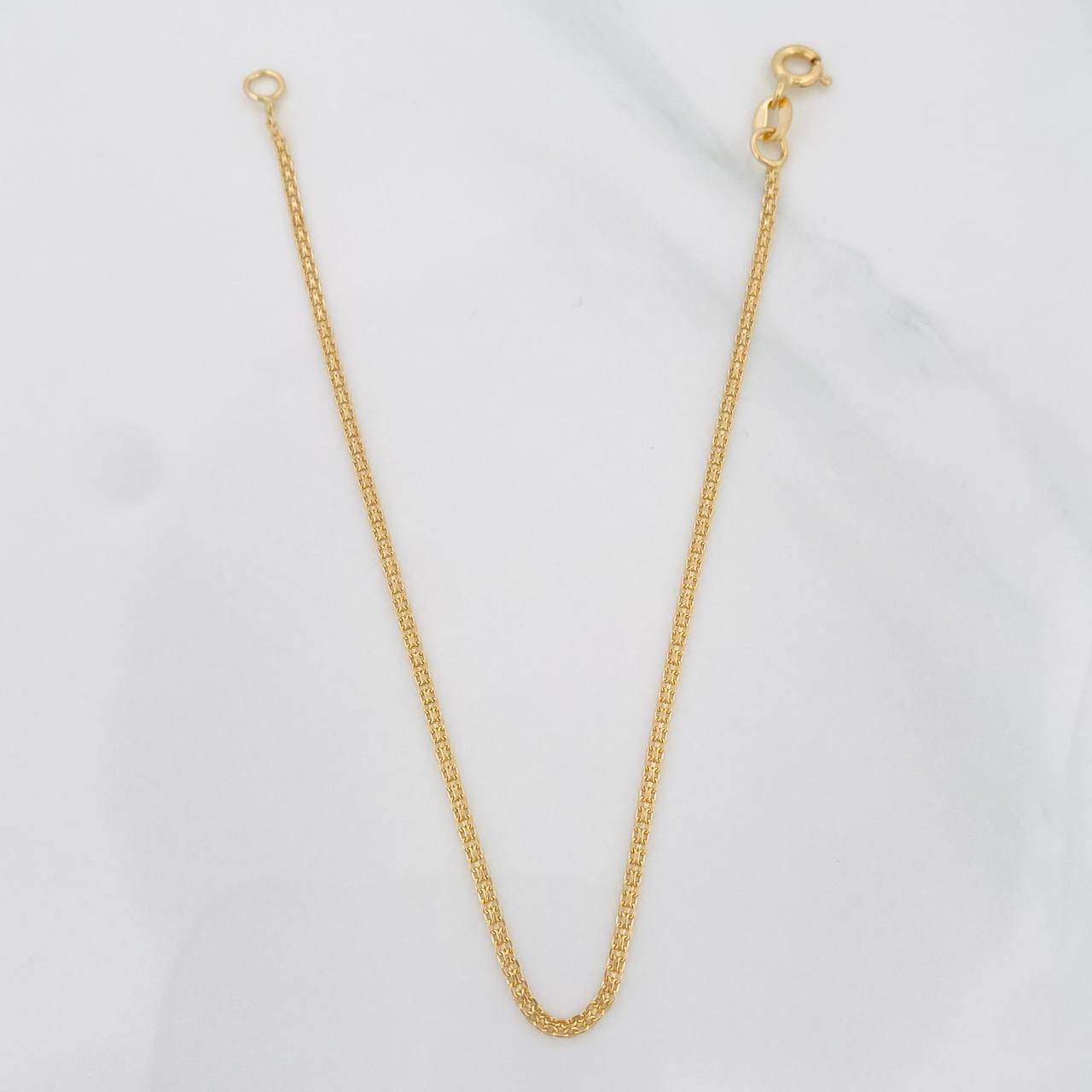 Pulso Chino 2.55g / 18.5cm / 2.36mm Oro Amarillo 18K