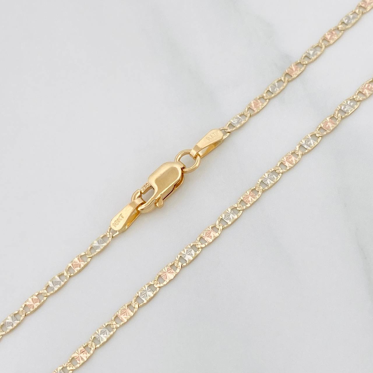 Cadena Escalera Plana Diamantada 3.75g / 60cm / 1.8mm Tres Oros 18K