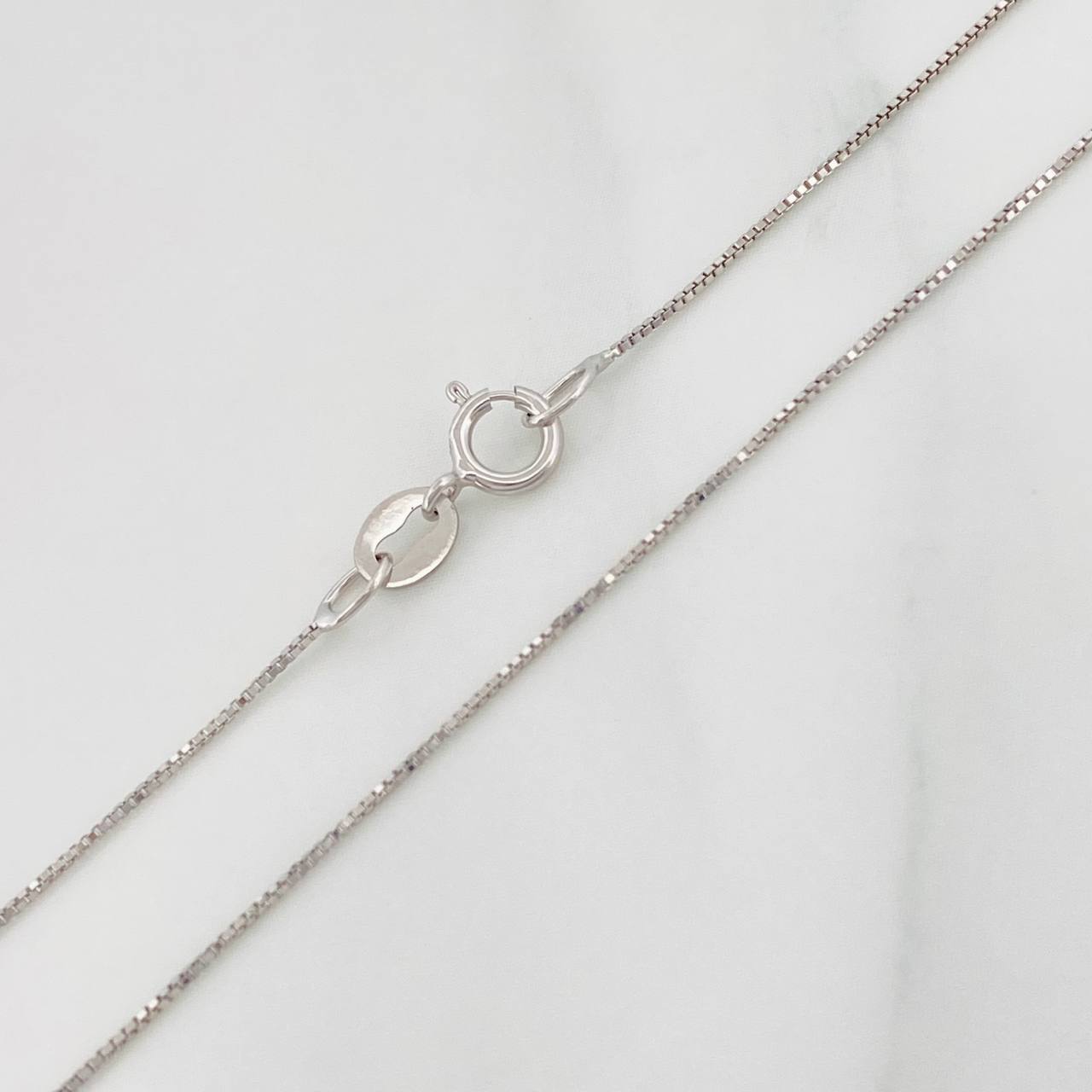 Cadena Veneciana 1.05g / 45cm / 0.48mm Oro Blanco 18K