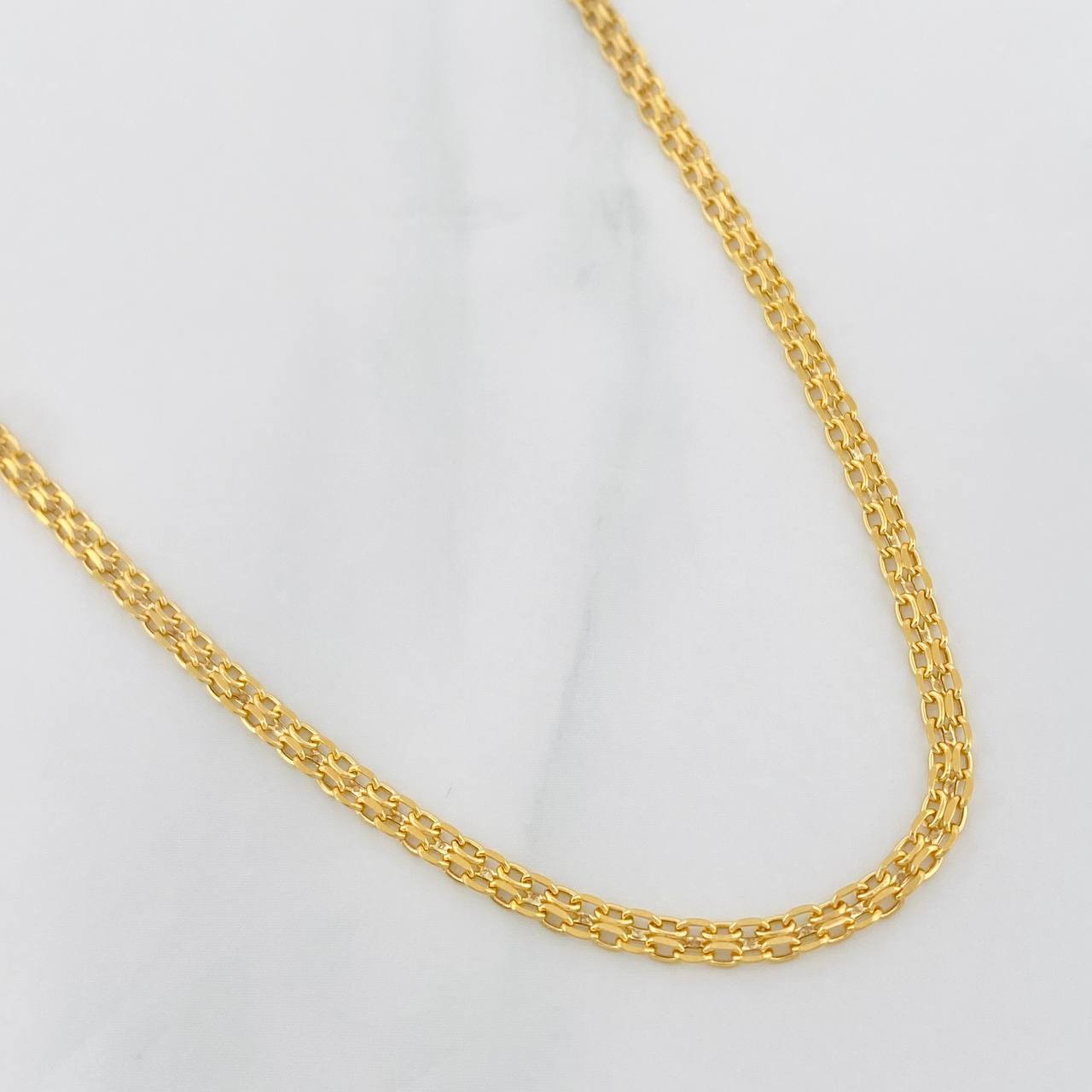 Cadena China 3.55g / 60cm / 2.47mm Oro Amarillo 18K