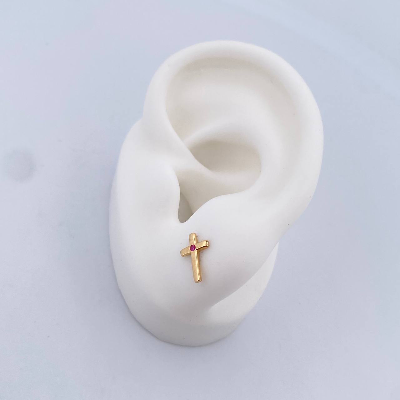 Topos Cruz 0.7gr / Circon Fucsia Oro Amarillo 18K &