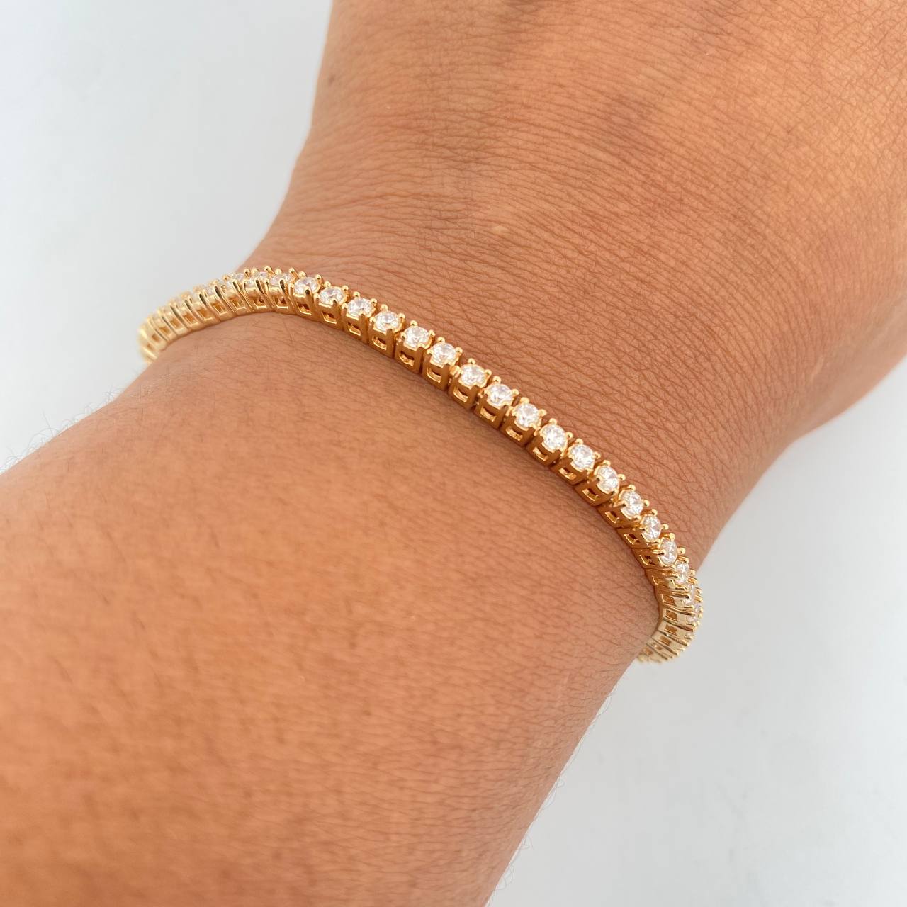 Pulso Tennis 10.9gr / 17.5cm / 2.5mm Circones Blancos Oro Amarillo 18K &