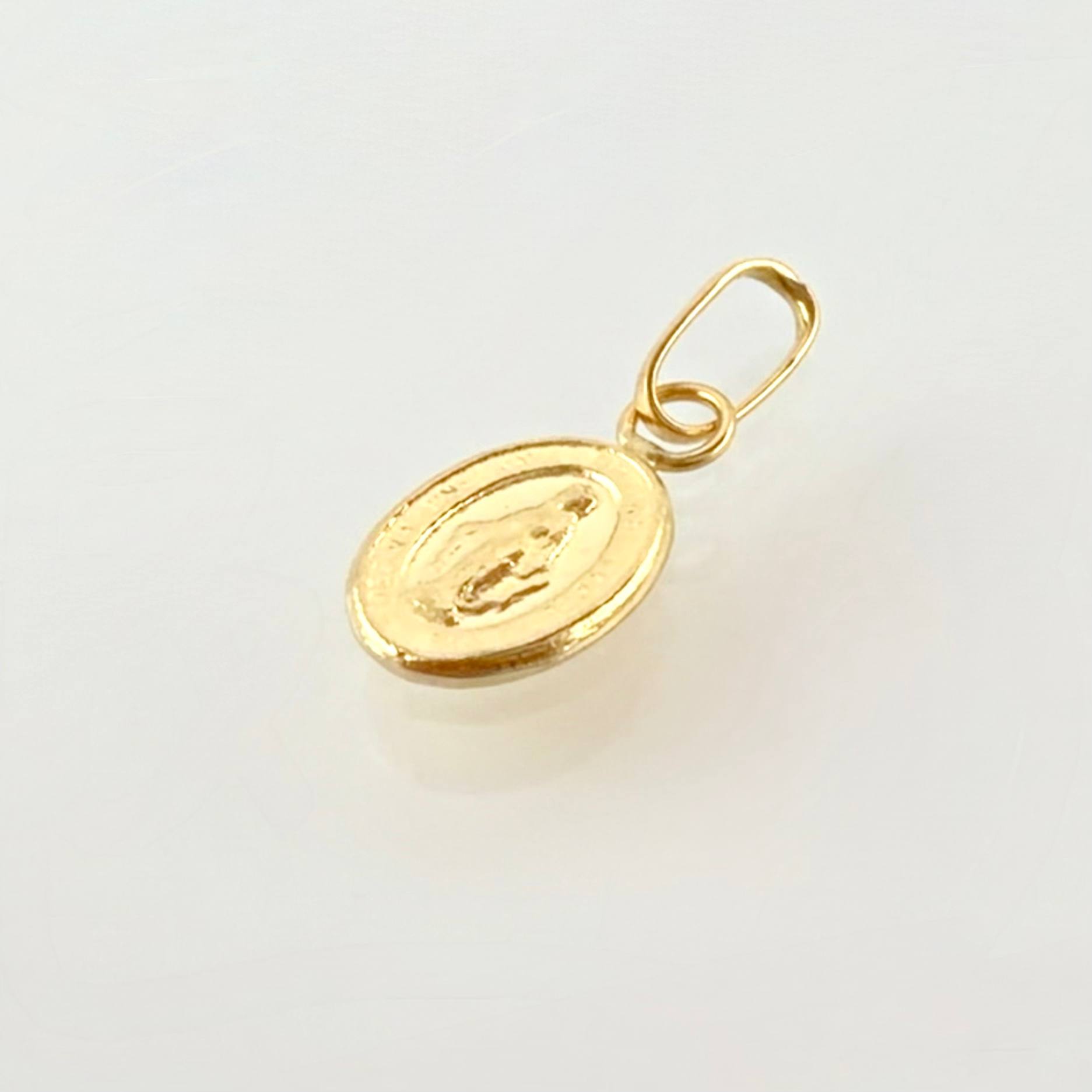 Dije Virgen Milagrosa 0.2gr / 1.5cm / Oro Amarillo 18K
