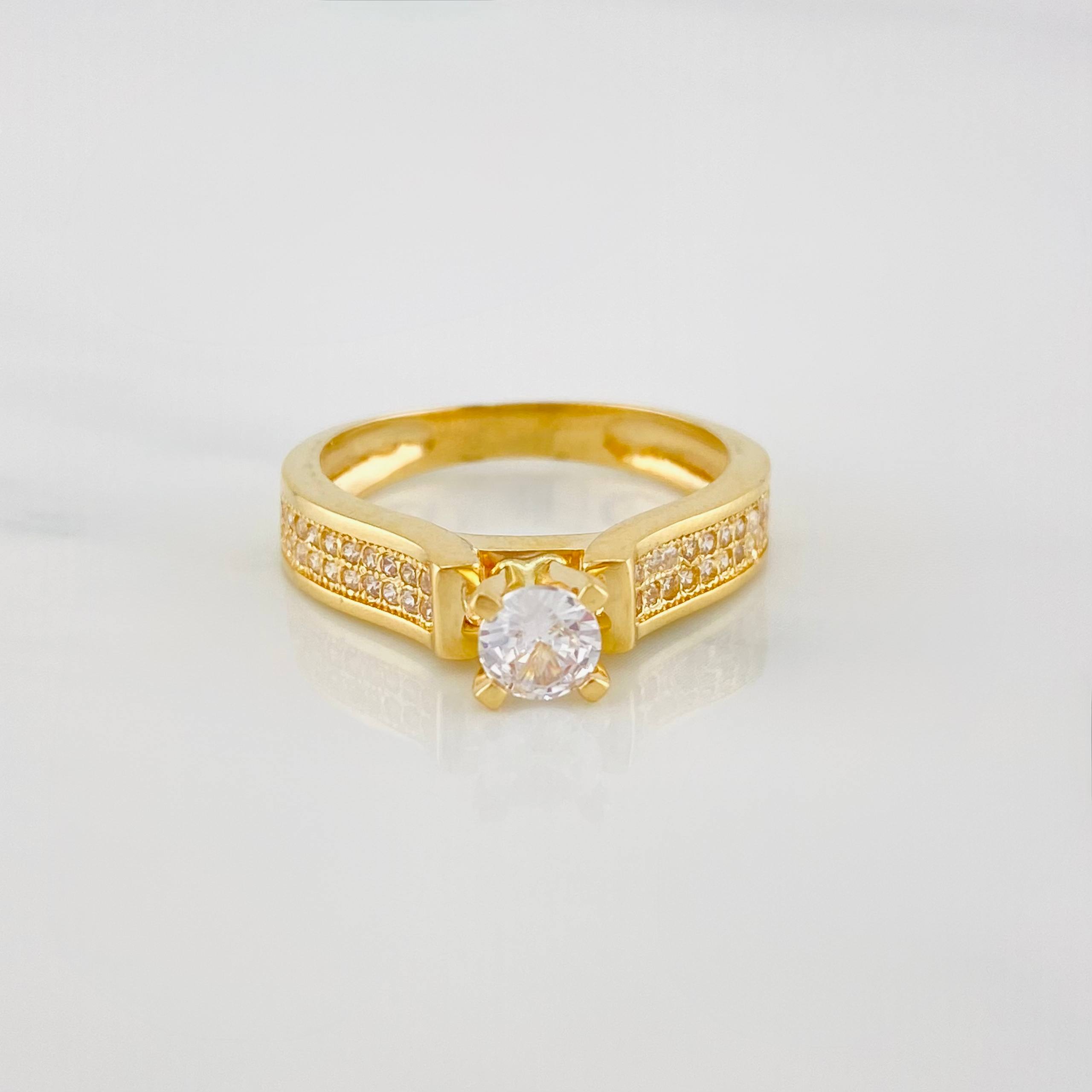 Anillo Solitario Puente 3.95 g / T6 3/4 Oro Amarillo 18K